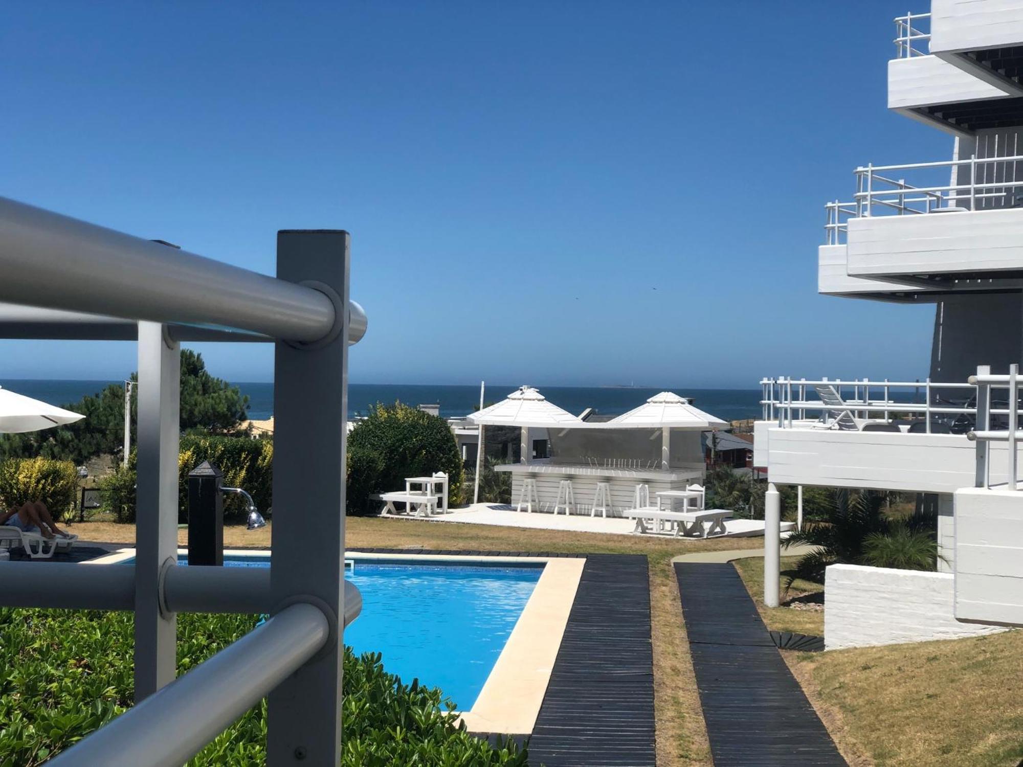 Hotel Las Olas Resort Manantiales Bagian luar foto