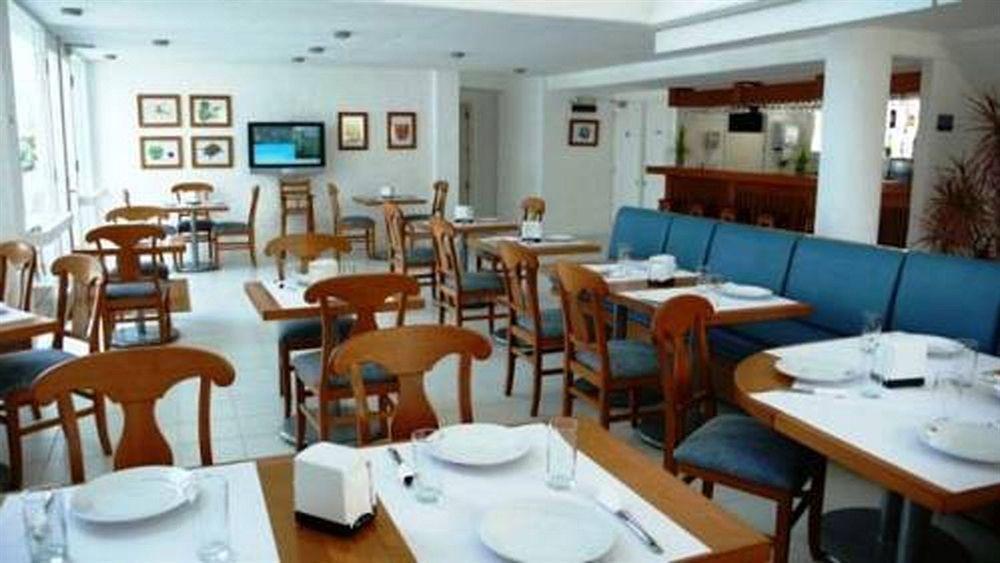 Hotel Las Olas Resort Manantiales Bagian luar foto