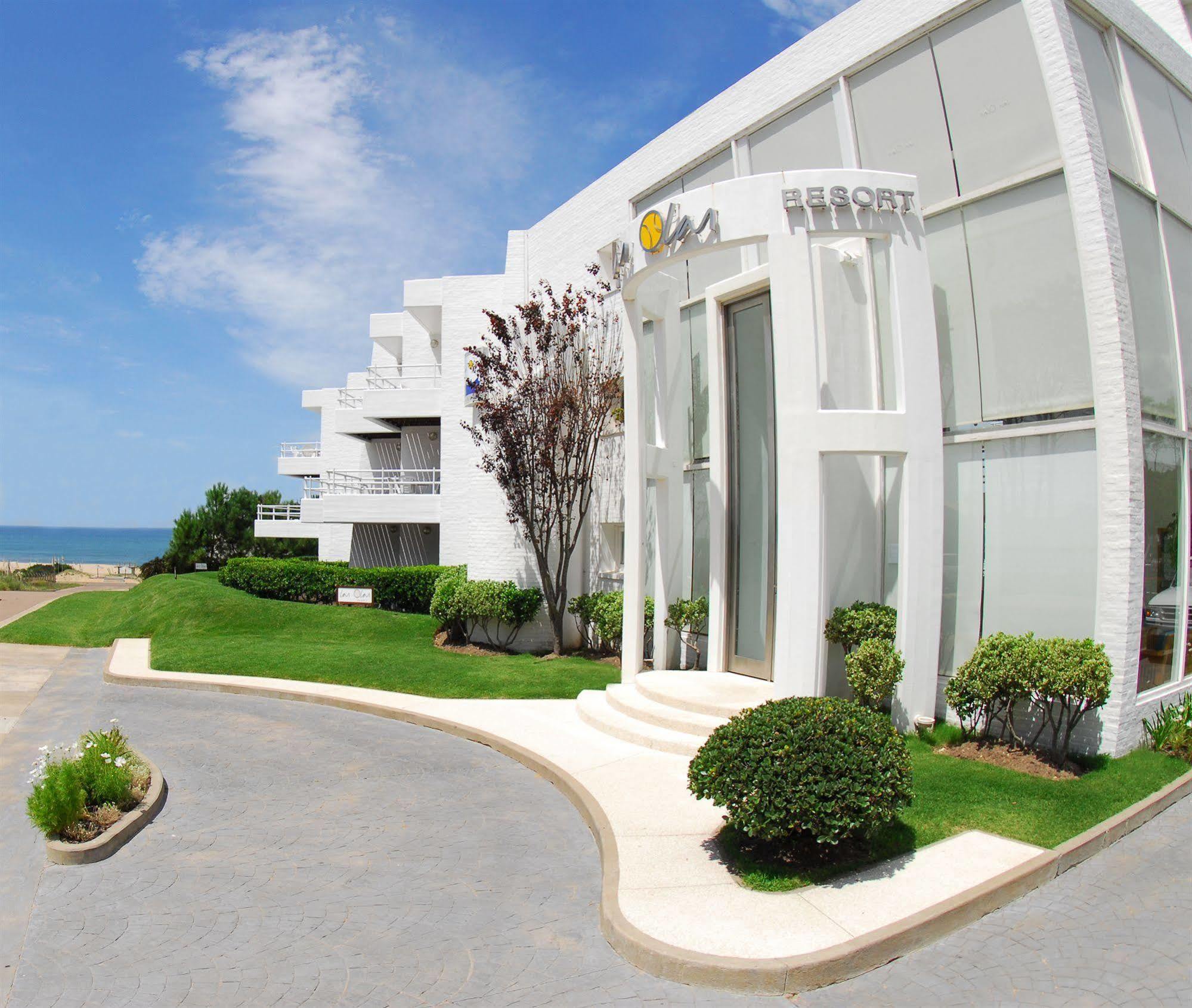 Hotel Las Olas Resort Manantiales Bagian luar foto